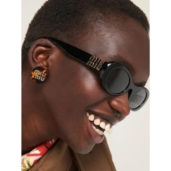 NEW Miu Miu MU06ZS 1AB5S0 Black Dark Grey Oval Unisex Sunglasses MU 06ZS main image 5